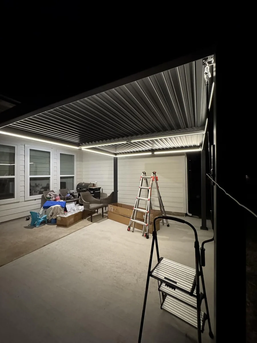 PURPLE LEAF Fascia LED Pro Luce Calda 3000K Sicurezza 24V Impermeabile con Telecomando per Pergola Bioclimatica