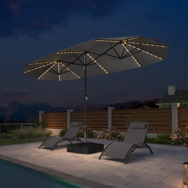 PURPLE LEAF Ombrellone doppio con illuminazione LED con base inclusa per esterni